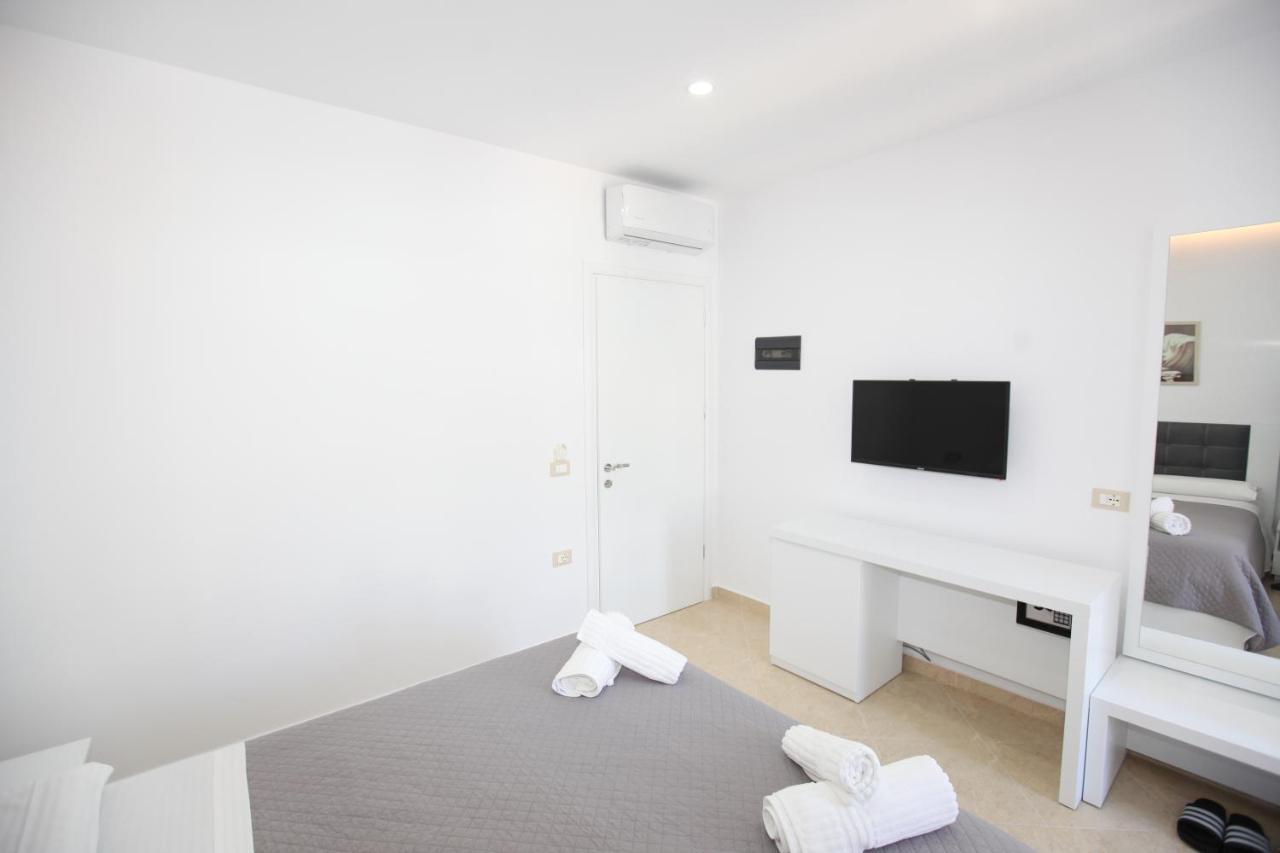 Nika Hotel Sarande Luaran gambar