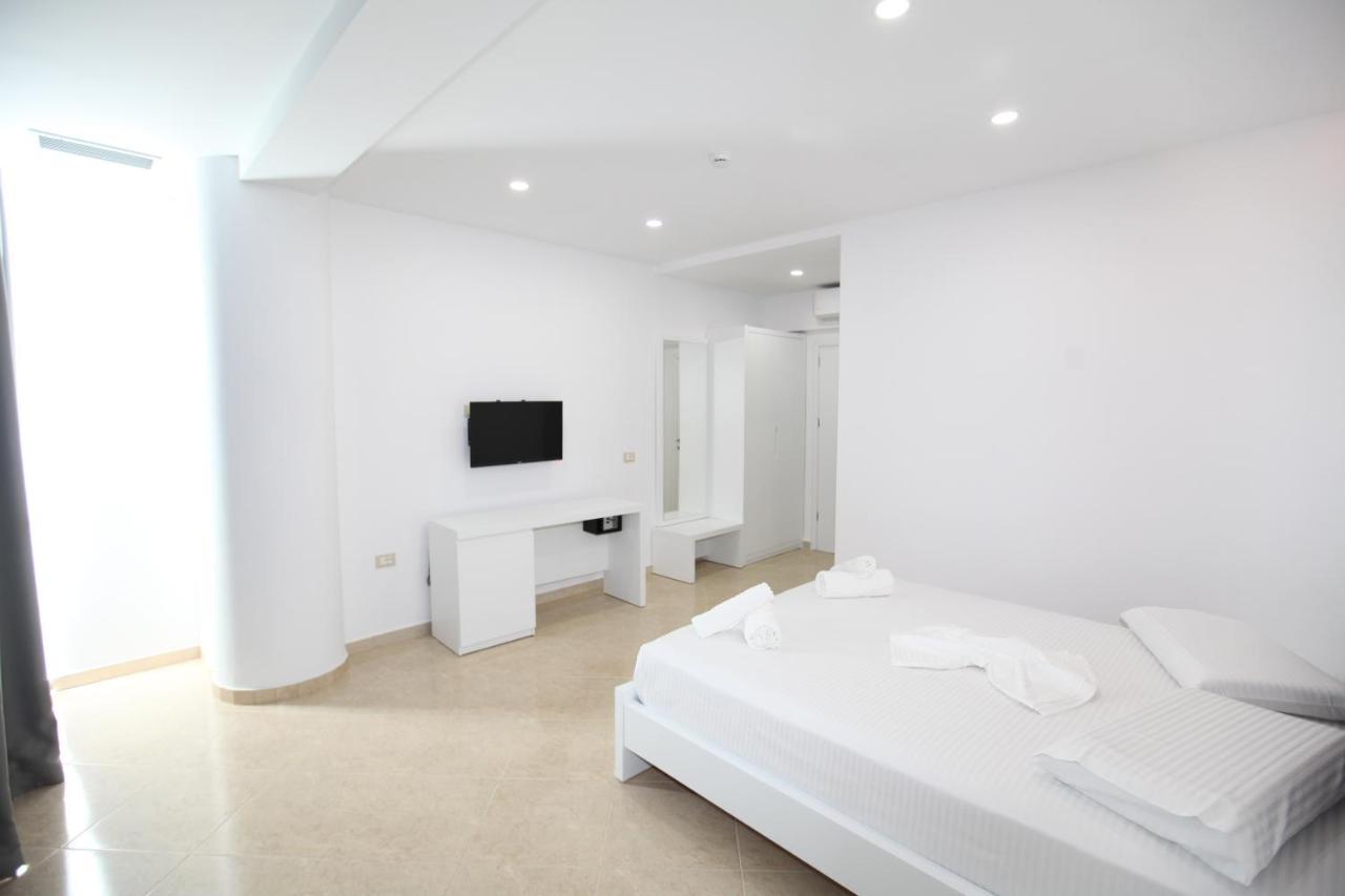 Nika Hotel Sarande Luaran gambar