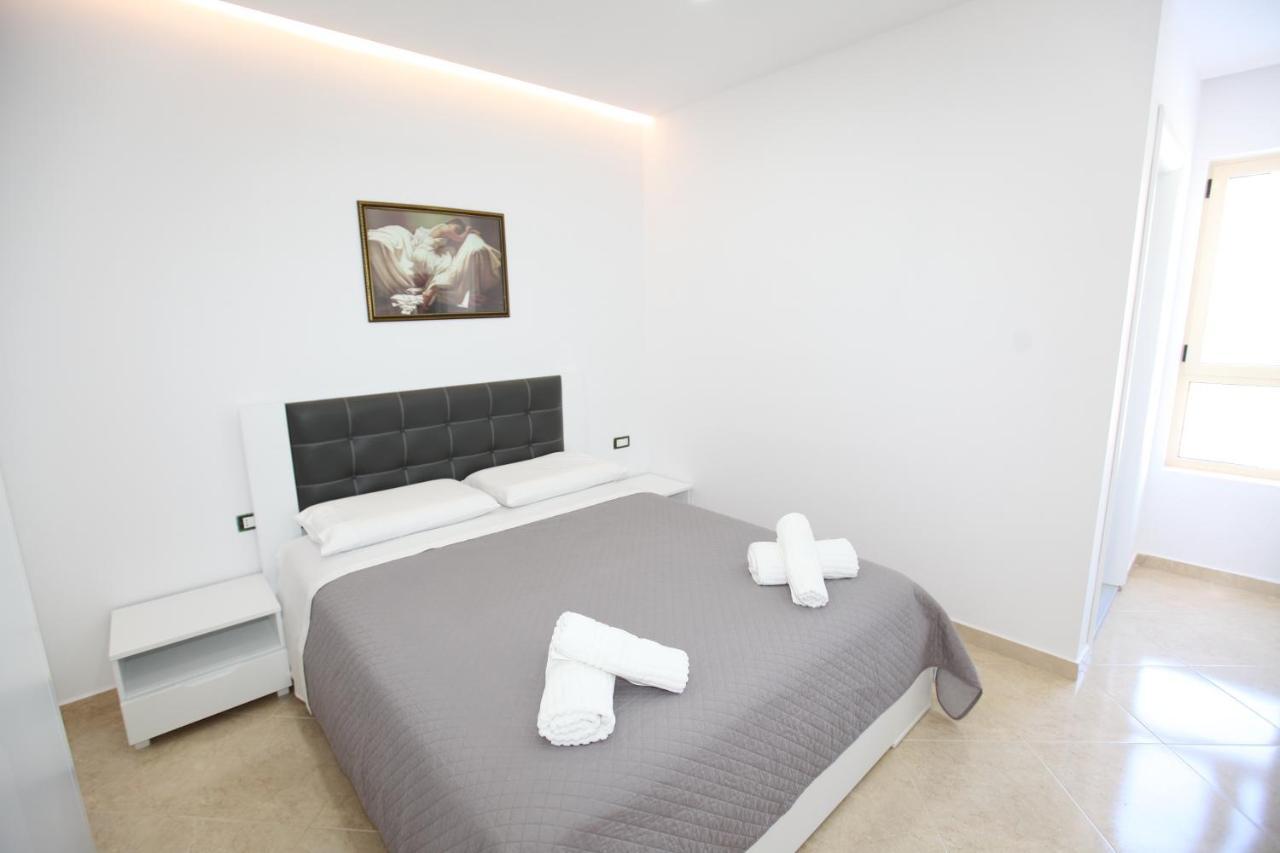 Nika Hotel Sarande Luaran gambar