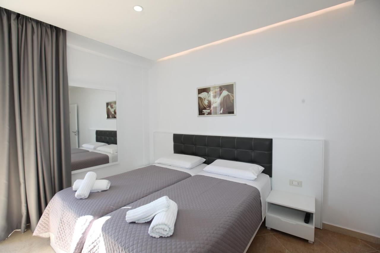 Nika Hotel Sarande Luaran gambar