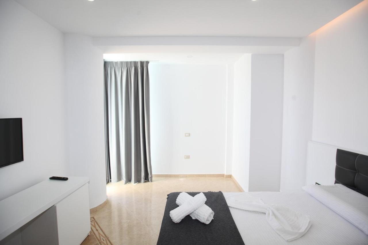 Nika Hotel Sarande Luaran gambar