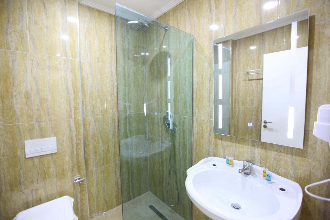 Nika Hotel Sarande Luaran gambar