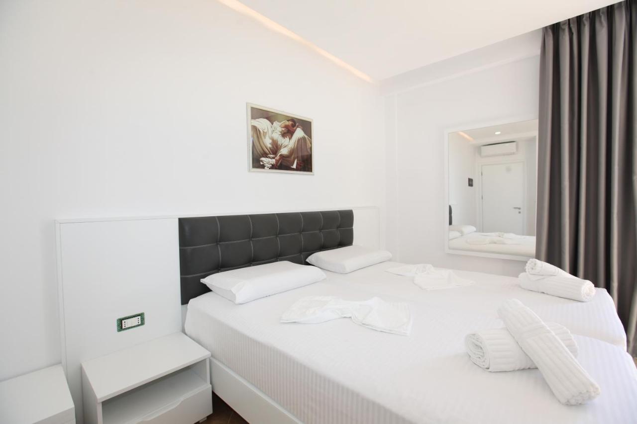 Nika Hotel Sarande Luaran gambar