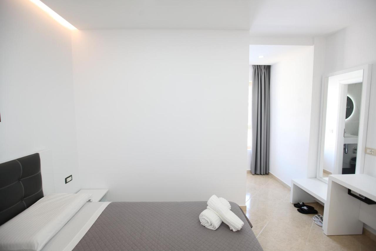Nika Hotel Sarande Luaran gambar